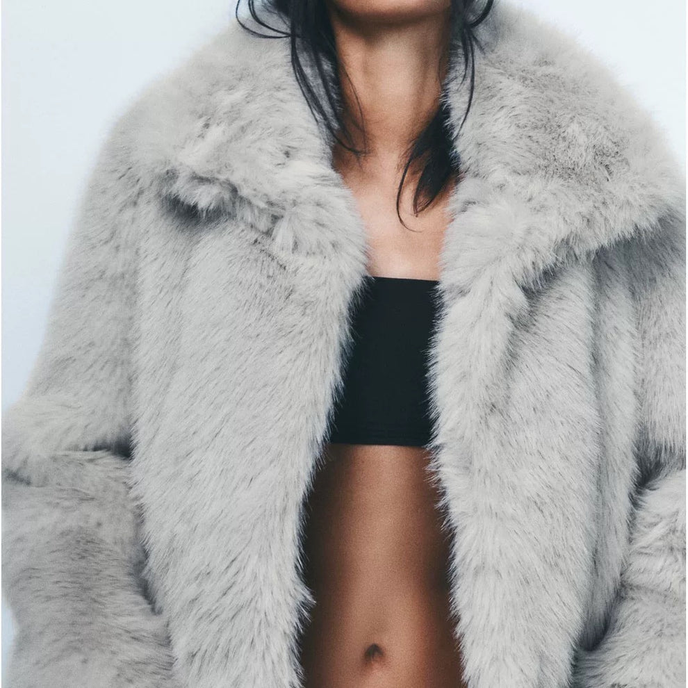 Élégance Faux Fur Coat